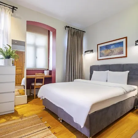 Dreamy And Flat In Beyoglu * Istanbul