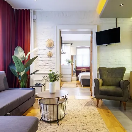 Dreamy And Flat In Beyoglu